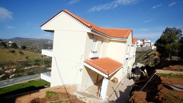Δήμαρχος Ραφήνας για την καθίζηση στον Νέο Βουτζά: «Παλεύουμε με τον χρόνο»
