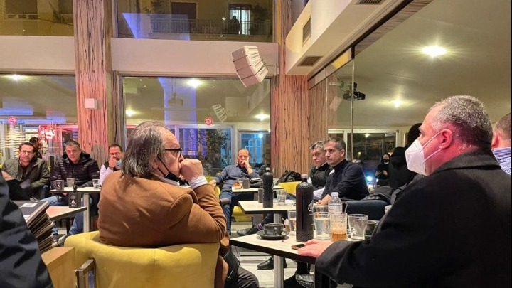 Δεκαεπτά προσαγωγές μελών του «Ρουβίκωνα» – Δείτε τι έγραψε ο Κ. Μπακογιάννης