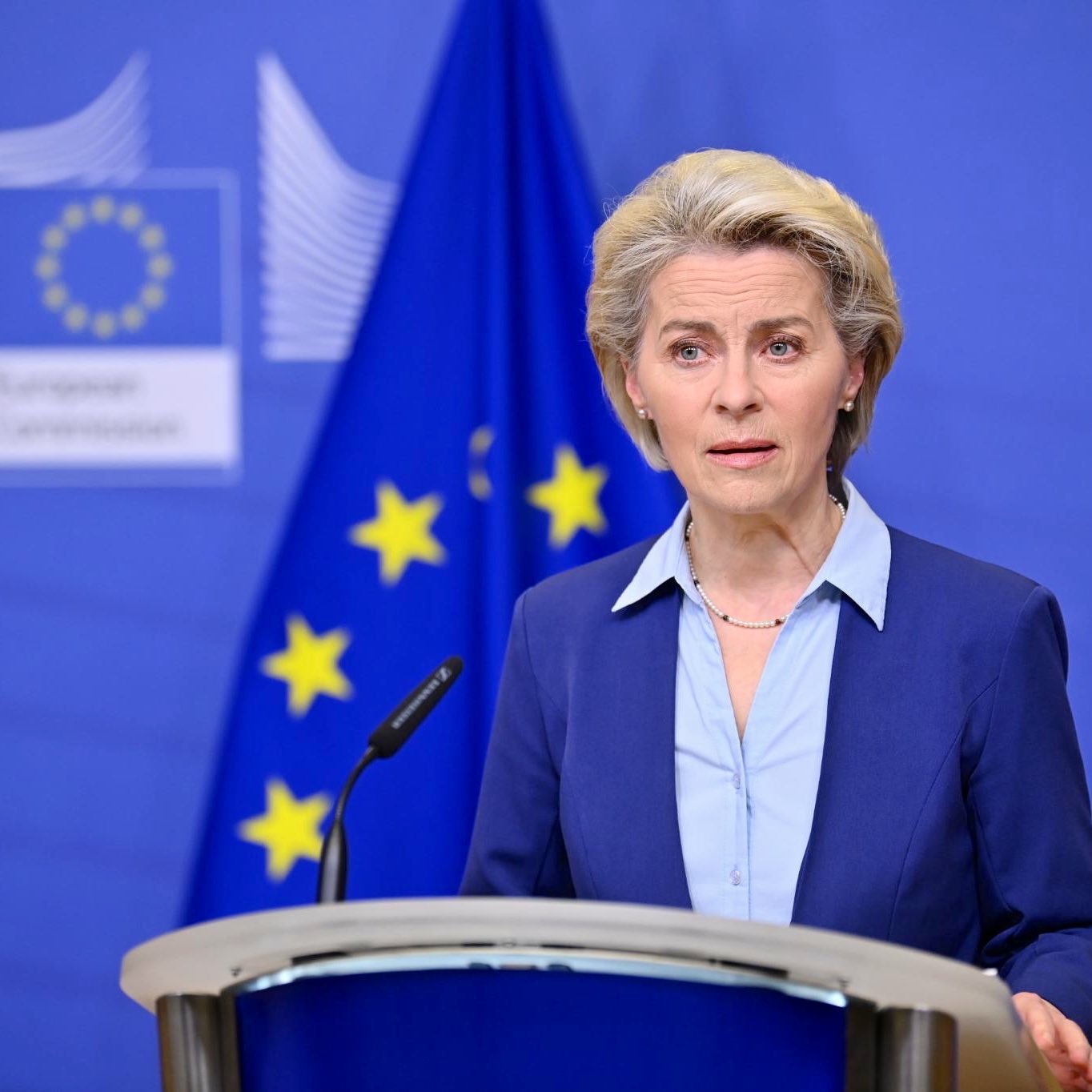 Φον ντερ Λάιεν: Η Ρωσία έχει κατασκευάσει αυτή την κρίση και είναι υπεύθυνη για την τρέχουσα κλιμάκωση