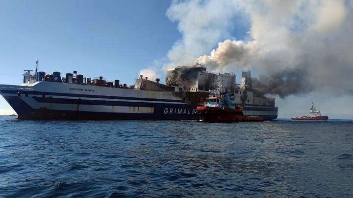 Euroferry Olympia – Συγκλονίζει εγκλωβισμένος οδηγός: «Το μόνο που ήθελα ήταν να ζήσω»