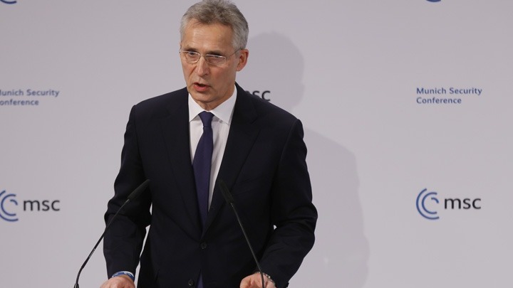 Στόλτενμπεργκ για Ουκρανία: «Ανησυχούμε υπερβολικά γιατί συνεχίζουν την ανάπτυξη στρατιωτών»