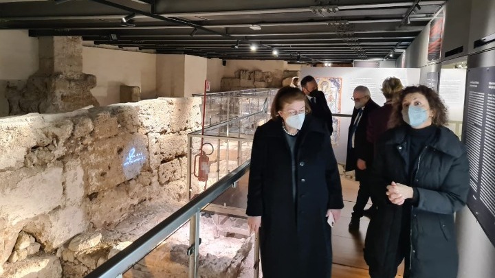 Η Μενδώνη στη Σικελία – Ενίσχυση διμερών επαφών και συνεργασιών