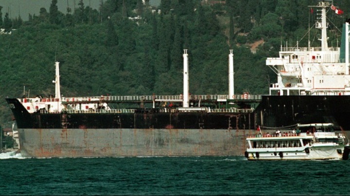 Η Ουκρανία ζήτησε από την Τουρκία να κλείσει τον Βόσπορο για τα ρωσικά πολεμικά πλοία
