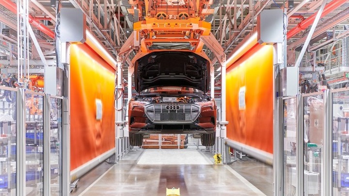 Audi: Πλέον το νέο εργοστάσιο στις Βρυξέλλες είναι ανοικτό online στο κοινό
