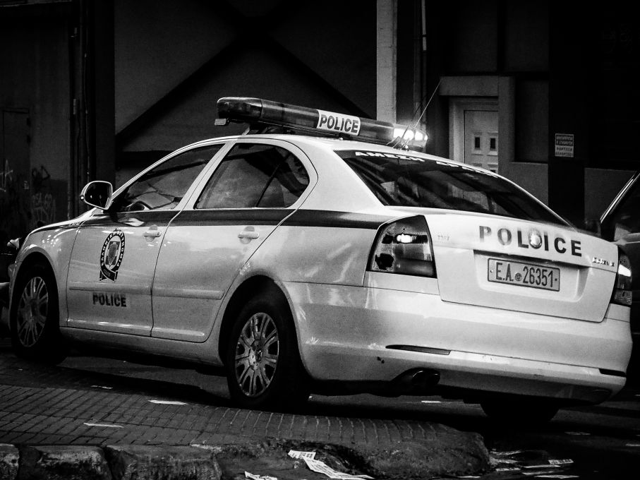 Νύχτα φρίκης για γυναίκα στη Λάρισα: Την κυνηγούσε ο πρώην σύντροφός της με μαχαίρι