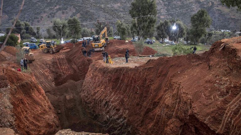 Σαουδική Αραβία: Έκλεισαν χιλιάδες εγκαταλελειμμένα πηγάδια στην χώρα μετά τον θάνατο του Ραγιάν