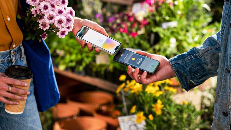 Apple: To iPhone θα μπορεί να λειτουργεί ως POS και να δέχεται πληρωμές