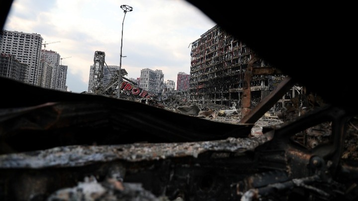 Ποιοι λόγοι οδήγησαν μια ρωσίδα ανταποκρίτρια στο Παρίσι σε παραίτηση;