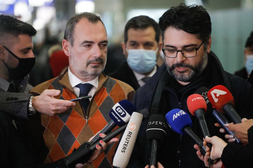 Μ. Ανδρουλάκης: Έγινε «μάρτυρας συλλογής ανθρώπινων μελών» (pics & vids)