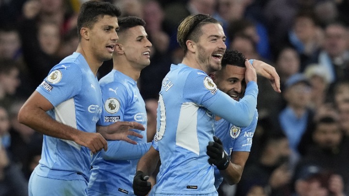 Η Μάντσεστερ γλέντησε την Γιουνάιτεντ με (4-1)