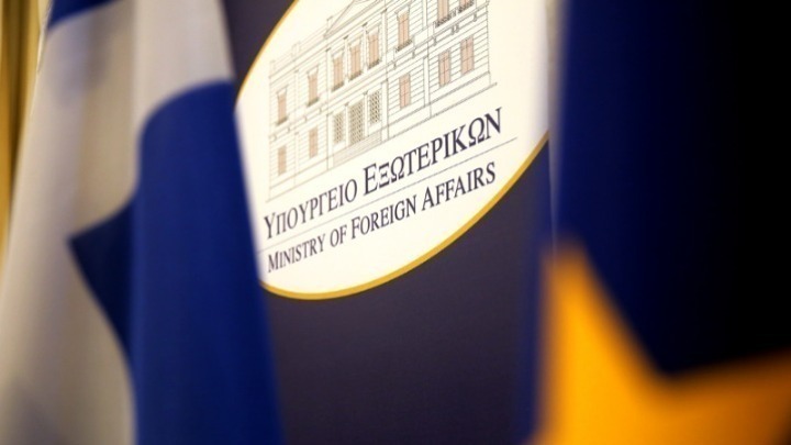 Πηγές του υπουργείου Εξωτερικών καταγγέλλουν πως η είδηση για τον αιχμάλωτο Έλληνα πρόξενο στη Μαριούπολη είναι ψευδής