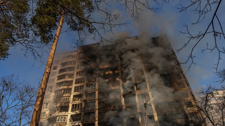 Ένας νεκρός, 4 τραυματίες στο βόρειο τμήμα του Κιέβου από θραύσματα ρωσικού πυραύλου