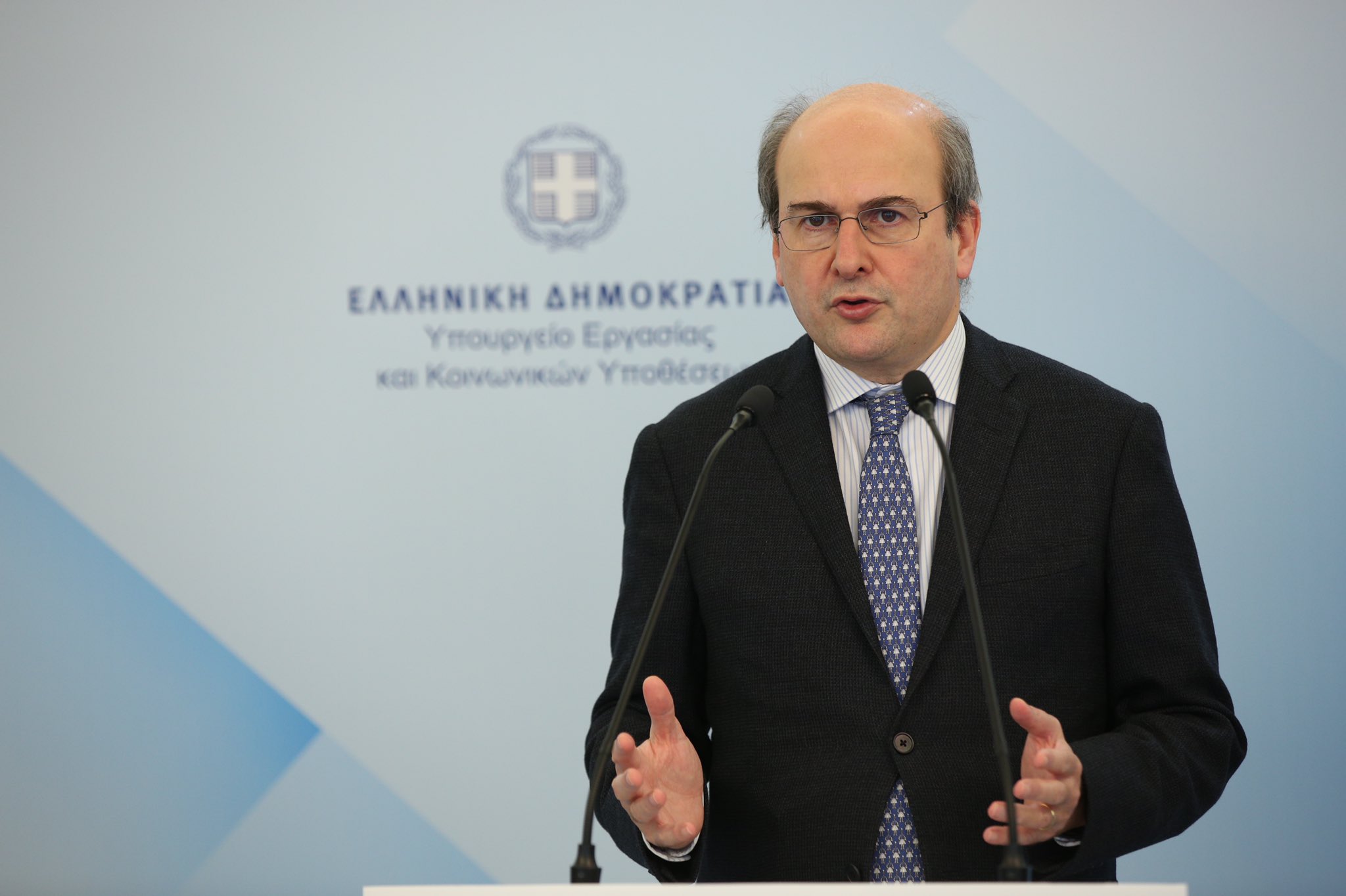 Κ. Χατζηδάκης: «Καταιγισμός ψεμάτων από τον κ. Τσίπρα για τους συνταξιούχους»