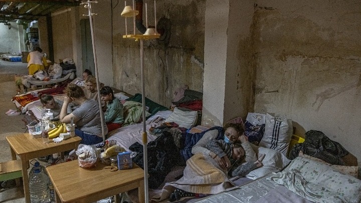 Ρωσία: Ισχυρίζεται ότι δεν υπήρξε αεροπορική επιδρομή στο νοσοκομείο της Μαριούπολης