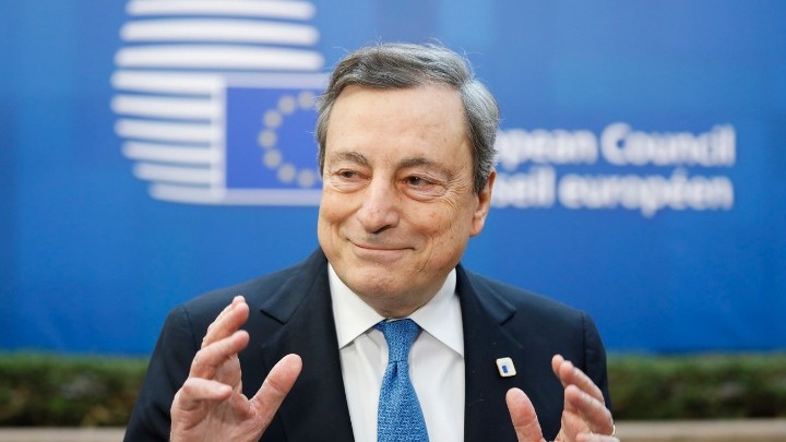 Μάριο Ντράγκι: «Προσπάθησα να σταματήσω τον Πούτιν πριν αρχίσει ο πόλεμος»