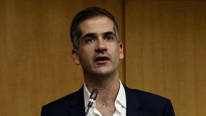 Ο Κ. Μπακογιάννης στηρίζει την Ε. Αχτσιόγλου: «Αρκετά με τον σεξισμό, το μισογυνισμό και τη χυδαιότητα»