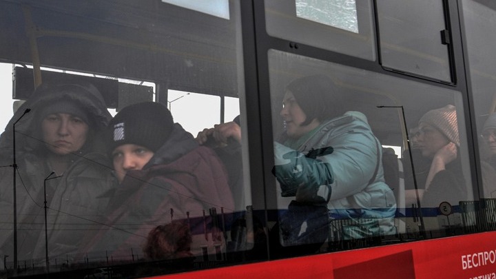 Ουκρανία: Επιχείρηση απομάκρυνσης αμάχων από το Σούμι με πάνω από 70 λεωφορεία