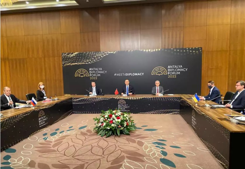 Πόλεμος στην Ουκρανία: Άκαρπη η συνάντηση Κουλέμπα – Λαβρόφ – «Δεν έγινε καμία πρόοδος»