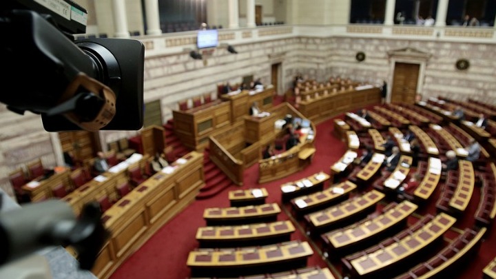 Βουλή: Στην Ολομέλεια το ν/σ «Πρότυπες προτάσεις για έργα υποδομής»