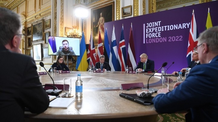 Zελένσκι: «Οι Ρώσοι έχουν ήδη σκοτώσει 97 παιδιά»