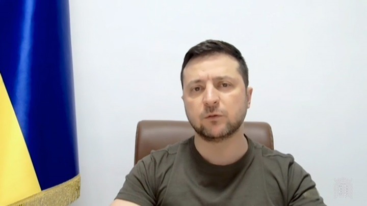 Ζελένσκι: Το τίμημα αυτού του πολέμου πρέπει να είναι εξαιρετικά οδυνηρό για τη Ρωσία