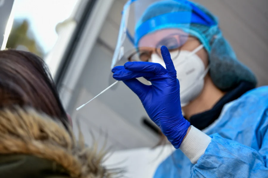 ΕΟΔΥ: Πού μπορείτε να κάνετε δωρεάν rapid test σήμερα 24/3