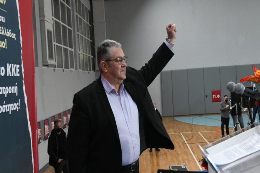 Κουτσούμπας: «Η επιλογή δεν είναι να διαλέξουμε στρατόπεδο ληστών αλλά να σταθούμε στο πλευρό των λαών»