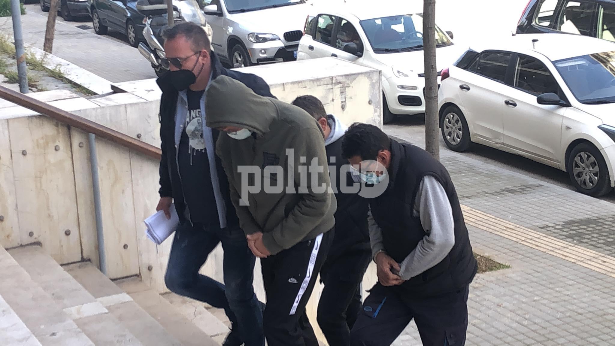 Τραγωδία στον Εύοσμο: Στον εισαγγελέα ο 15χρονος και ο πατέρας του (vid)