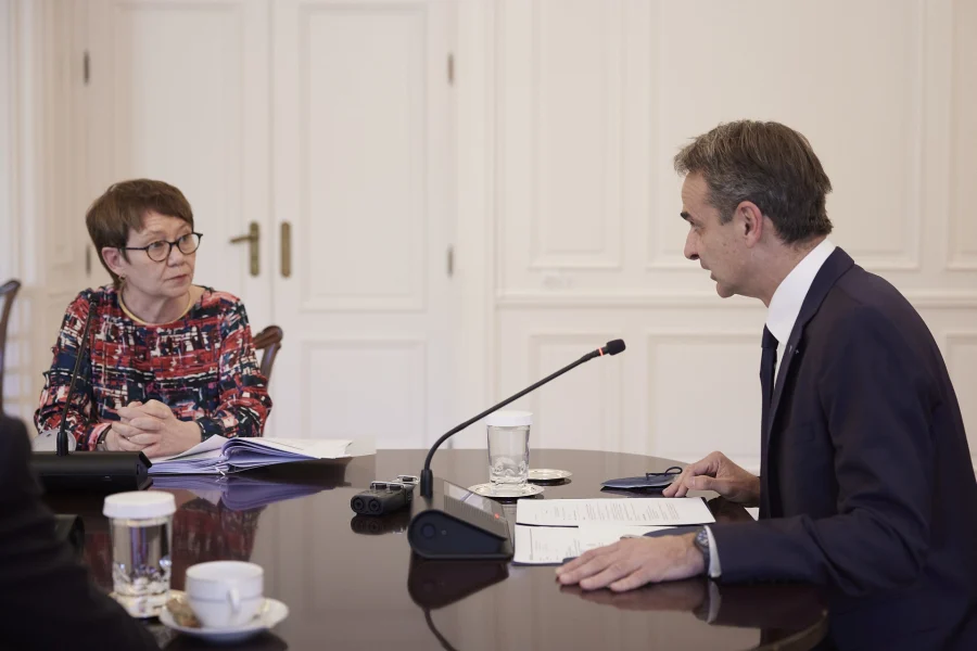 Ο Mητσοτάκης συναντήθηκε με την πρόεδρο της Ευρωπαϊκής Τράπεζας Ανασυγκρότησης