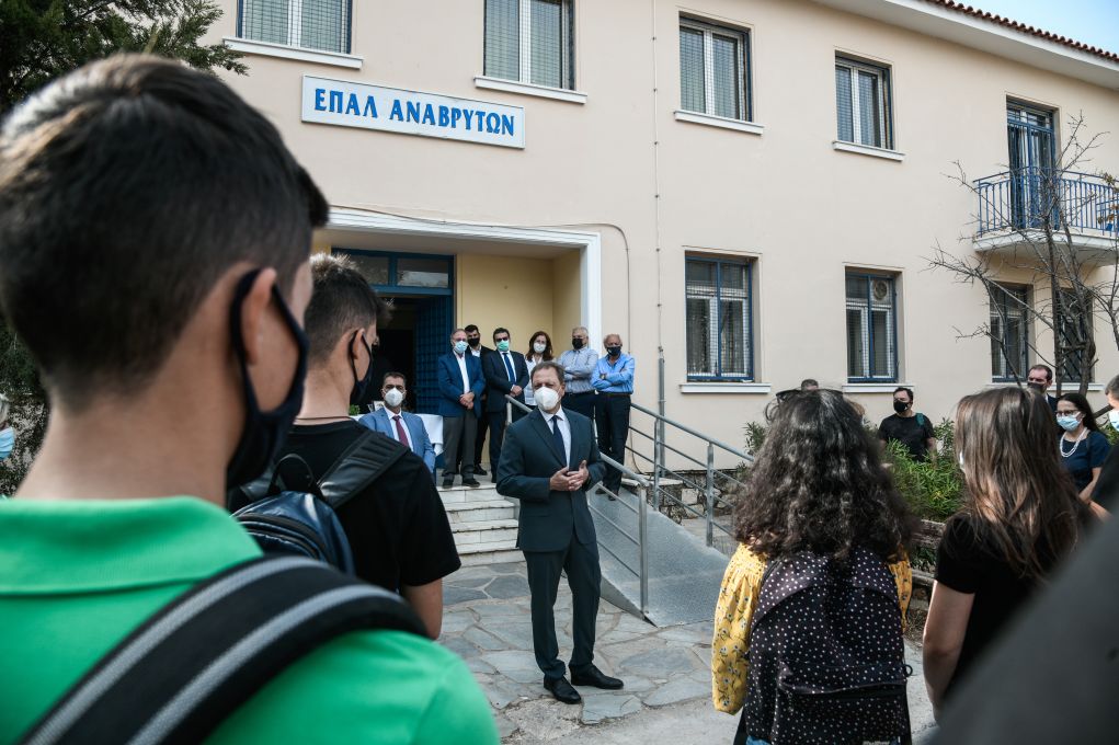Πότε αρχίζουν οι Πανελλαδικές εξετάσεις – Τι ισχύει για τον υπολογισμό των μορίων