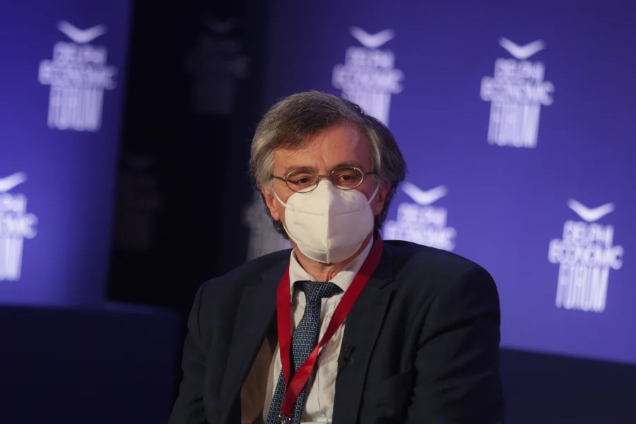 Τσιόδρας για εμβόλια: «Nα ανασχεδιάσουμε τις δοσολογίες, να μας καλύπτουν για 1-2 χρόνια»