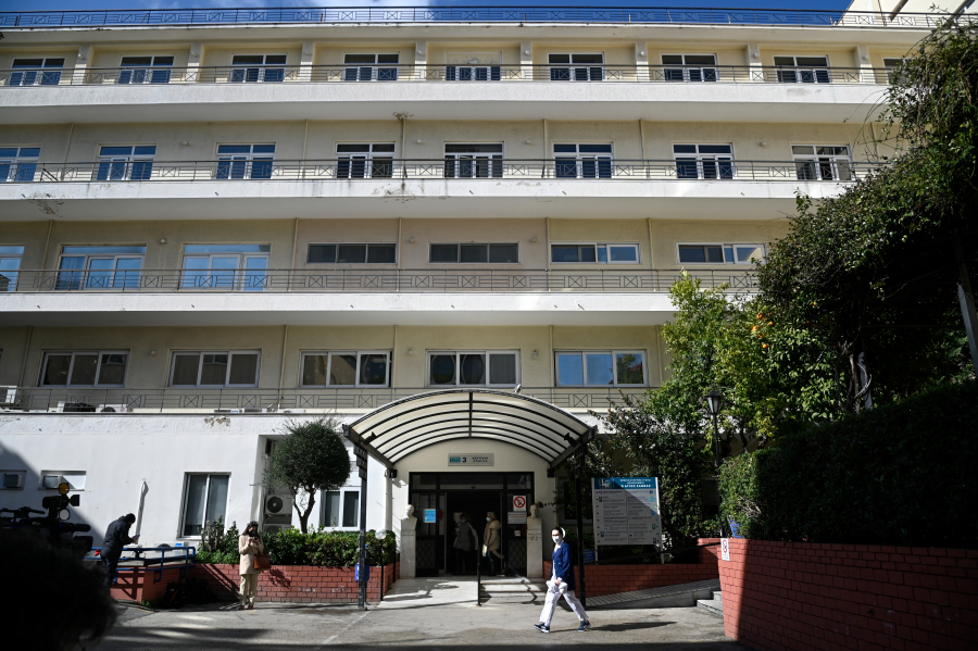 Αυτές είναι οι κατηγορίες ανασφάλιστων που εξαιρούνται από την υποχρεωτική συνταγογράφηση στα Νοσοκομεία