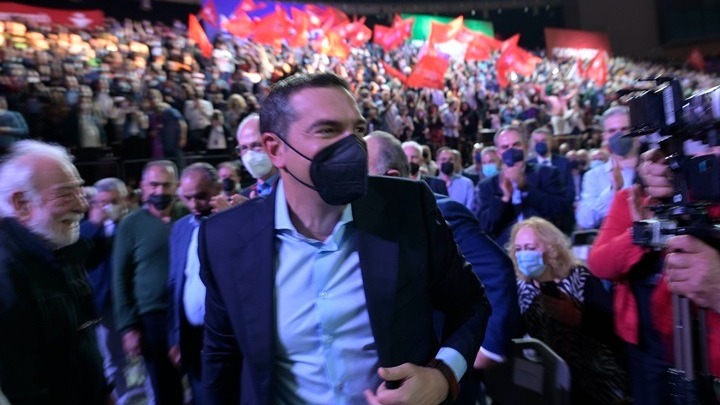 Αλ. Τσίπρας: Να μετατρέψουμε αυτό το Συνέδριο σε ένα μεγάλο άλμα για την πολιτική αλλαγή (vid)