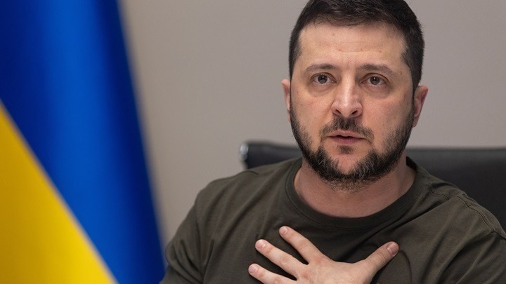Ζελένσκι: Η Ουκρανία θα παραδώσει σύντομα το ερωτηματολόγιο για την ένταξη της χώρας στην ΕΕ