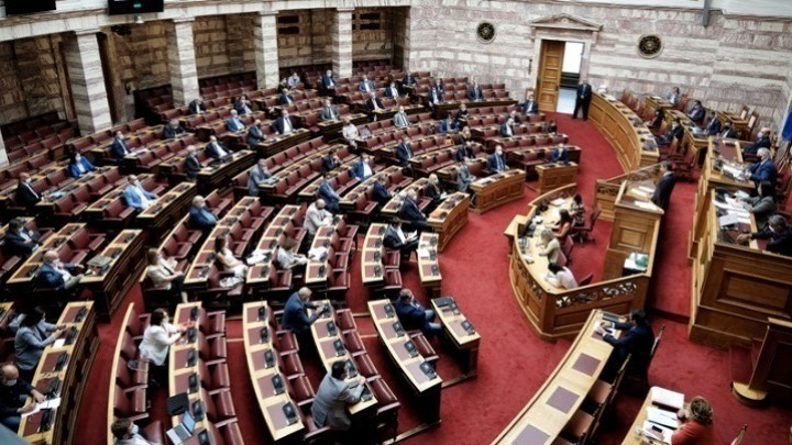 Βουλή: Στην Ολομέλεια το νομοσχέδιο «Δουλειές Ξανά»