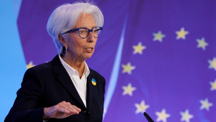ΕΚΤ: Πιθανή αύξηση των επιτοκίων αναφοράς το καλοκαίρι