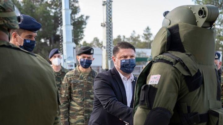 Μονάδες του Στρατού Ξηράς και της Πολεμικής Αεροπορίας στην Αττική επισκέφθηκε ο Ν. Χαρδαλιάς
