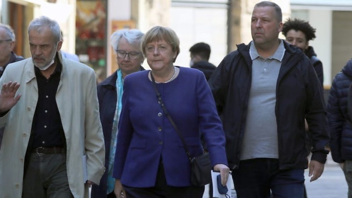 Αντιδράσεις για τις διακοπές της Άγγελα Μέρκελ στην Ιταλία