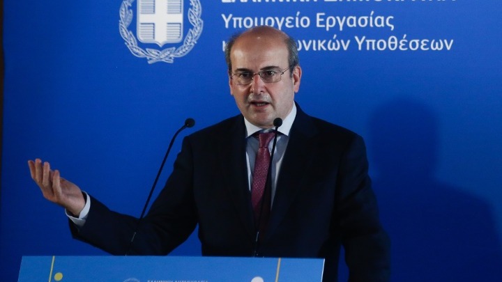 Κ. Χατζηδάκης: Οι πολιτικές για τη συνολική αναβάθμιση της εξυπηρέτησης των πολιτών – Τα επόμενα βήματα