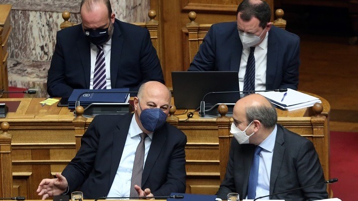 «Δουλειές Ξανά»-Χατζηδάκης: Θα λύσουμε οριστικά το πρόβλημα των εκκρεμών συντάξεων