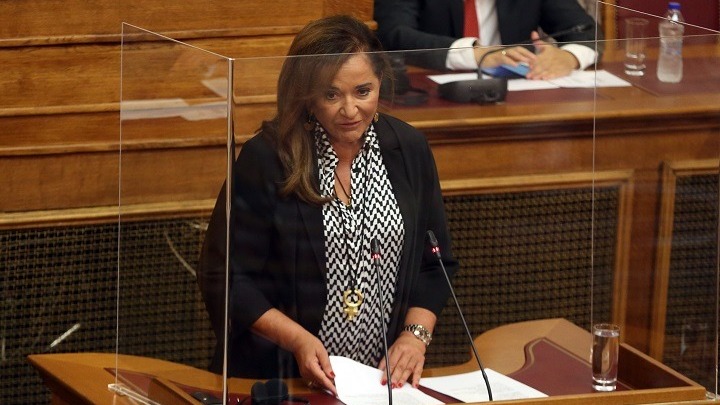 Ντ. Μπακογιάννη: «Όταν έχεις πόλεμο δεν ζητάς πιστοποιητικό κοινωνικών φρονημάτων από αυτούς που πολεμάνε»