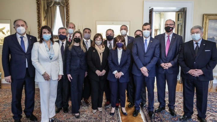 Κατερίνα Σακελλαροπούλου: Στηρίζουμε τις δράσεις της AHEPA