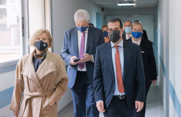 Φωτιά στο «Παπανικολάου»: Στη Θεσσαλονίκη εσπευσμένα Πλεύρης και Γκάγκα