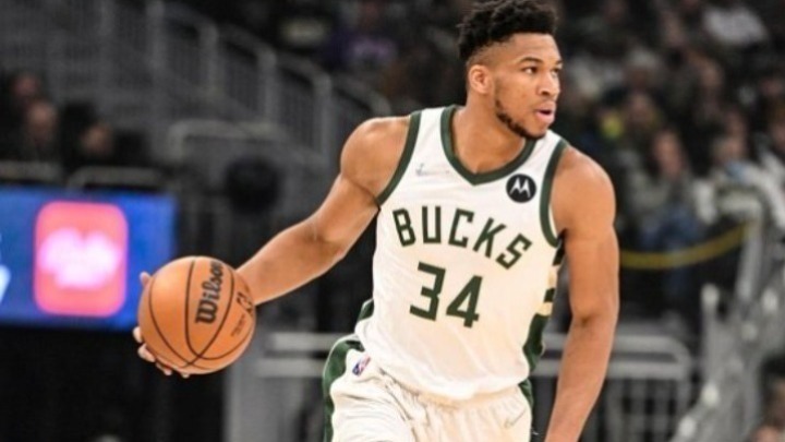 NBA: Oι Μπακς νίκησαν τους Σέλτικς με ασταμάτητο Γιάννη