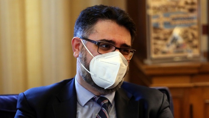 Σακελλαροπούλου: Συνάντηση με τον γενικό πρόξενο στη Μαριούπολη Ανδρουλάκη