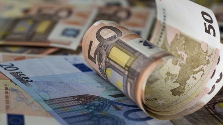 Αύξηση του κατώτατου μισθού – Δείτε τα ποσά που εξετάζονται