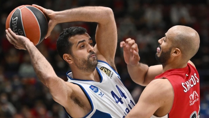 Euroleague: Η Αρμάνι Μιλάνο έκανε το 1-1 με την Αναντολού Εφές