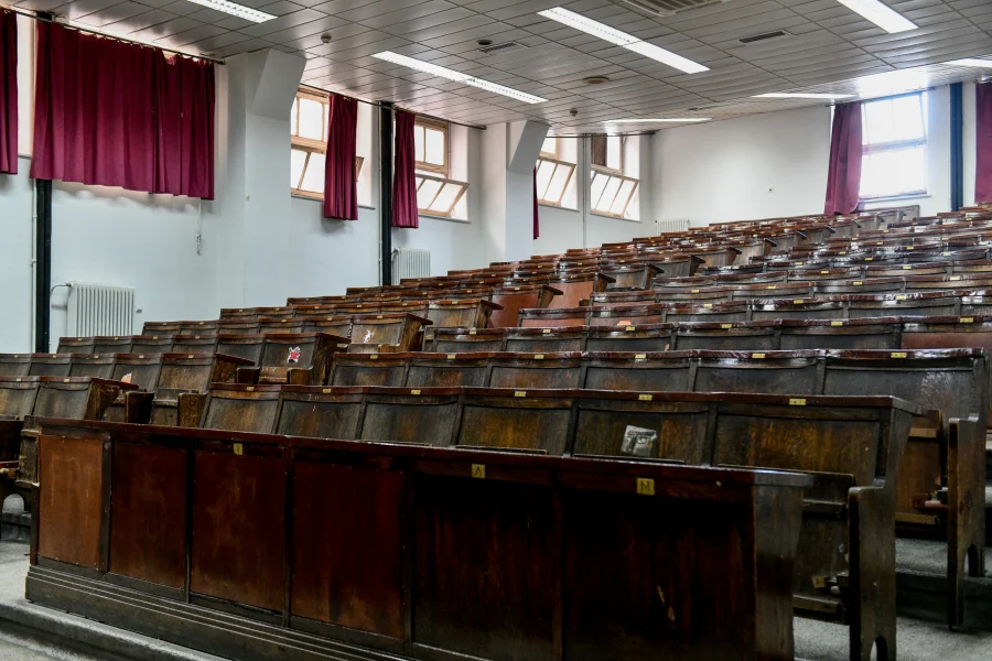 Κόντρα υπουργείου παιδείας –εκδοτών: Για τα ψηφιακά συγγράμματα, ο κίνδυνος για τους φοιτητές