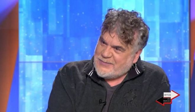 Γιάννης Κακλέας: «Θα προτιμούσα να σκηνοθετήσω το “βαθύ λαρύγγι” από τον Σεφερλή»