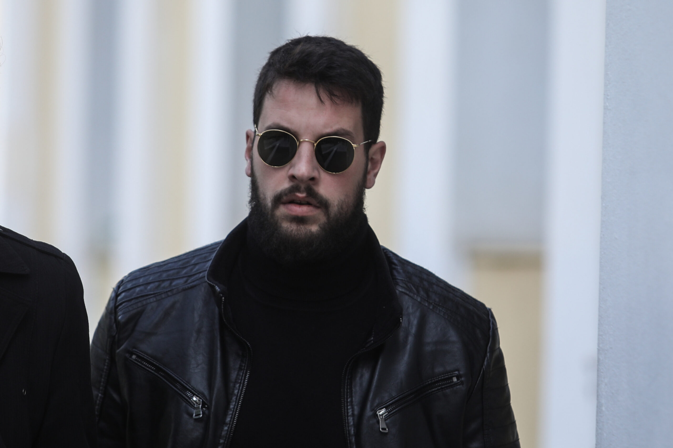 Πάτρα: «Προσβολή της μνήμης των δύο μικρών κοριτσιών» το τεστ πατρότητας που ζητά ο Μάνος Δασκαλάκης